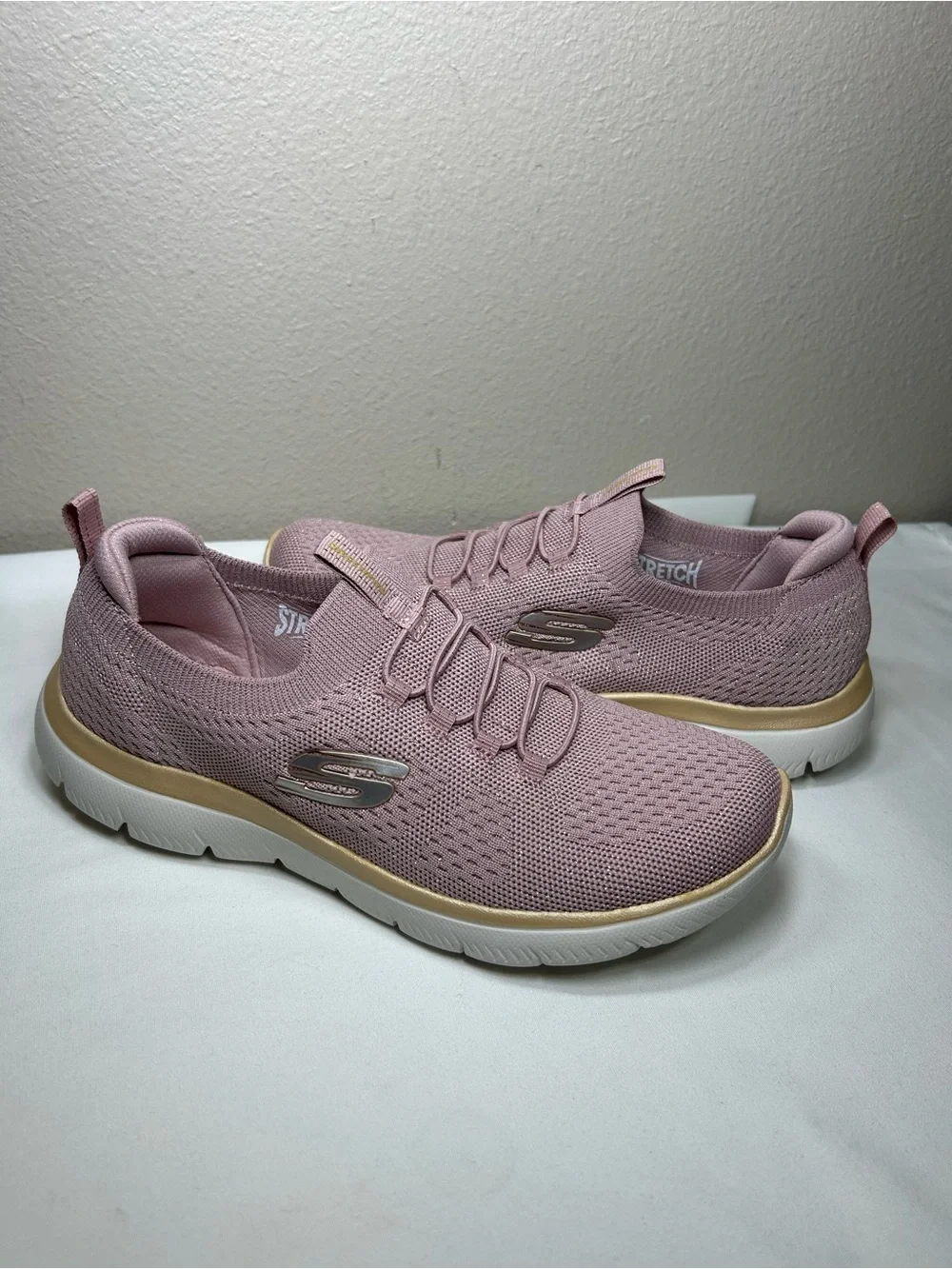 Skechers Summits Pixi Dusty Pink Gold Trim Slip-On Free Hands Knit Sneakers 8.5